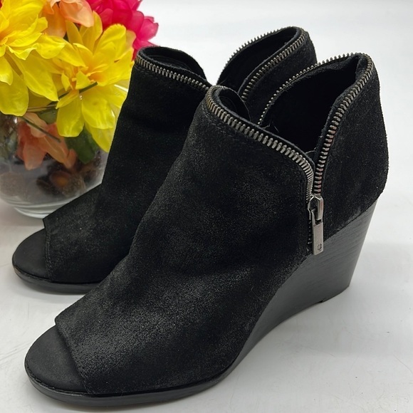 Lucky Brand Suede Peep Toe Suede Wedge Boots Sz 7.5. BAB1118A - Picture 1 of 11